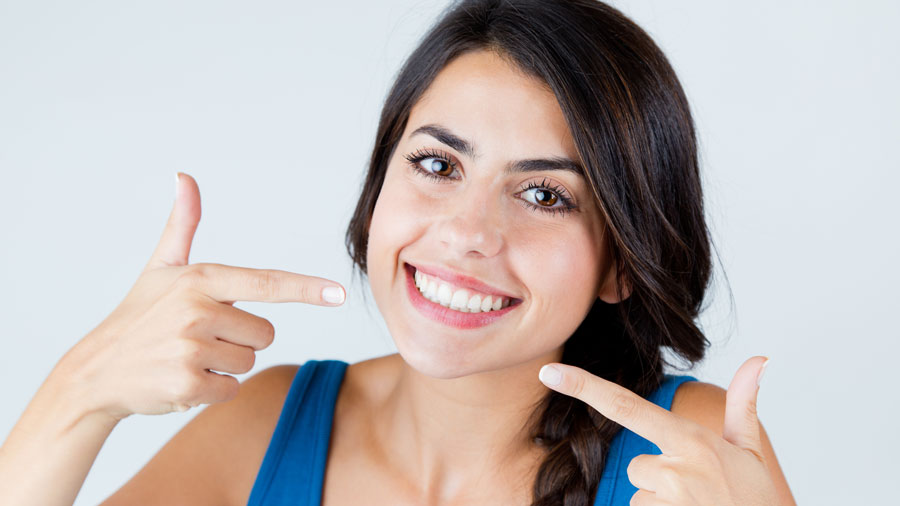 Ceramic dental crowns